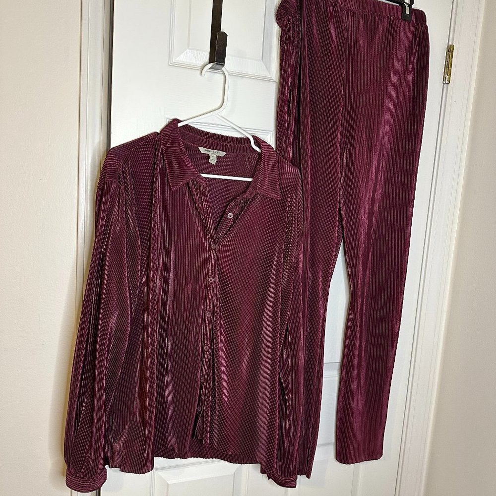 Burgundy Plisse Set
